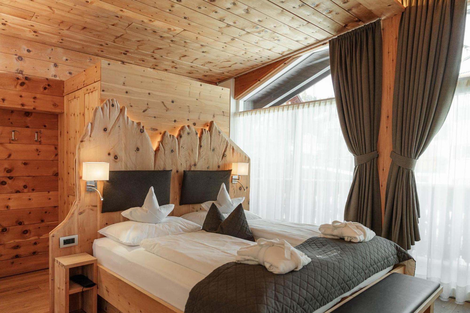 CHALET ELISABETH DOLOMITES ALPIN&CHARMe Wolkenstein in Gröden Exterior foto
